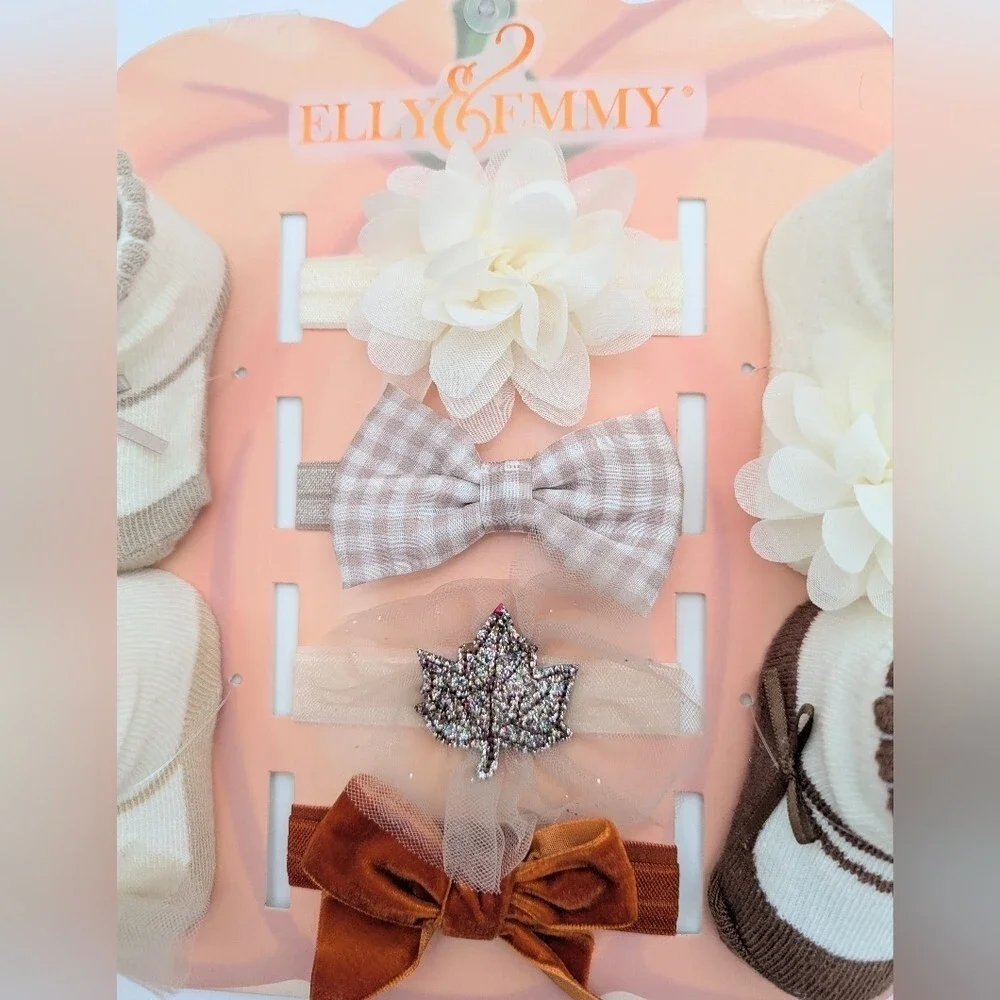 NWT 8 Piece Baby Gift Set (0-12months) 4 Socks/Booties & 4 Headwraps/Headbands